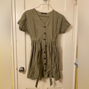 Women’s Dress Size M